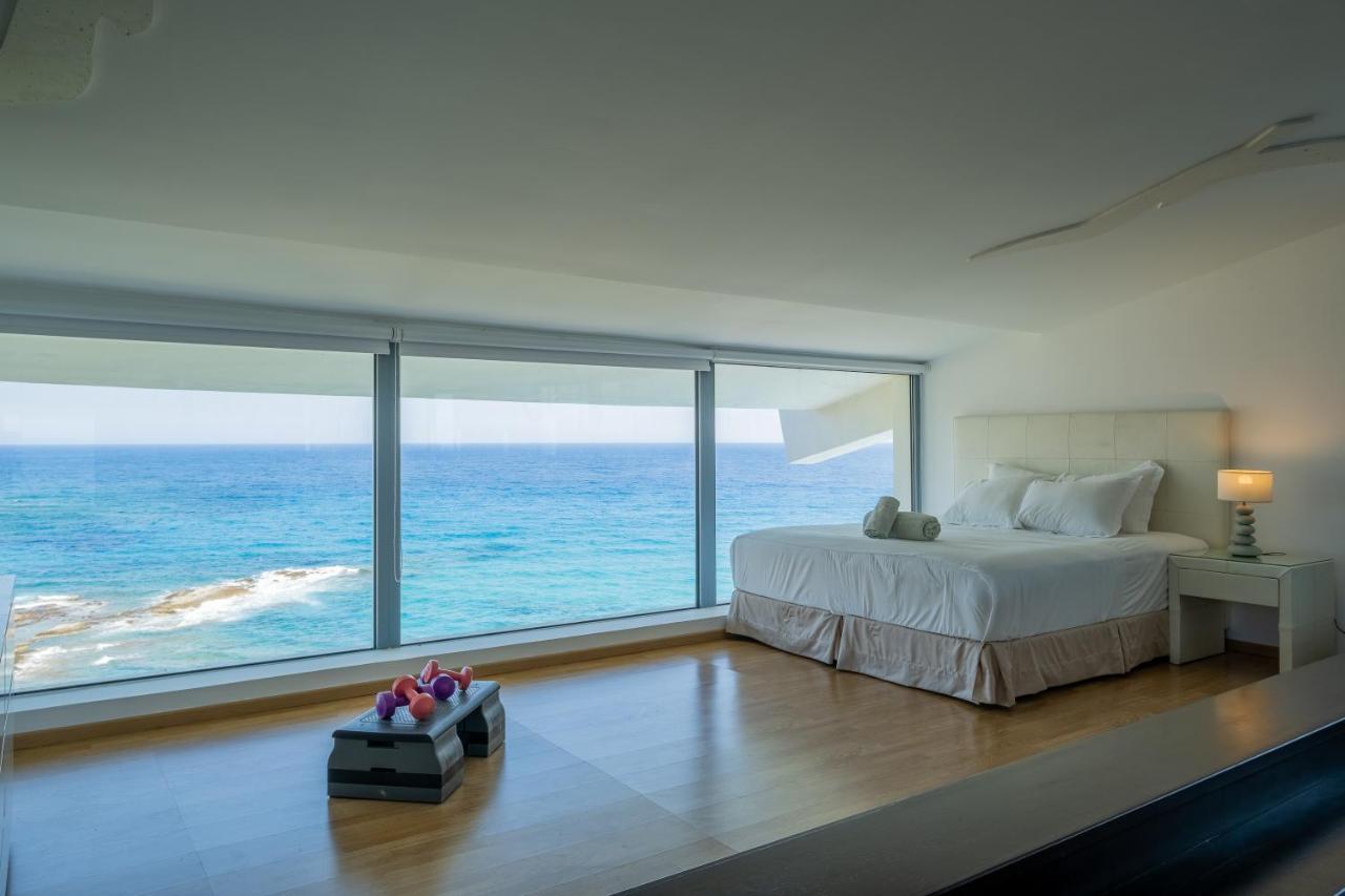 Icarus Luxury Beachfront Villa Gialiskari  外观 照片