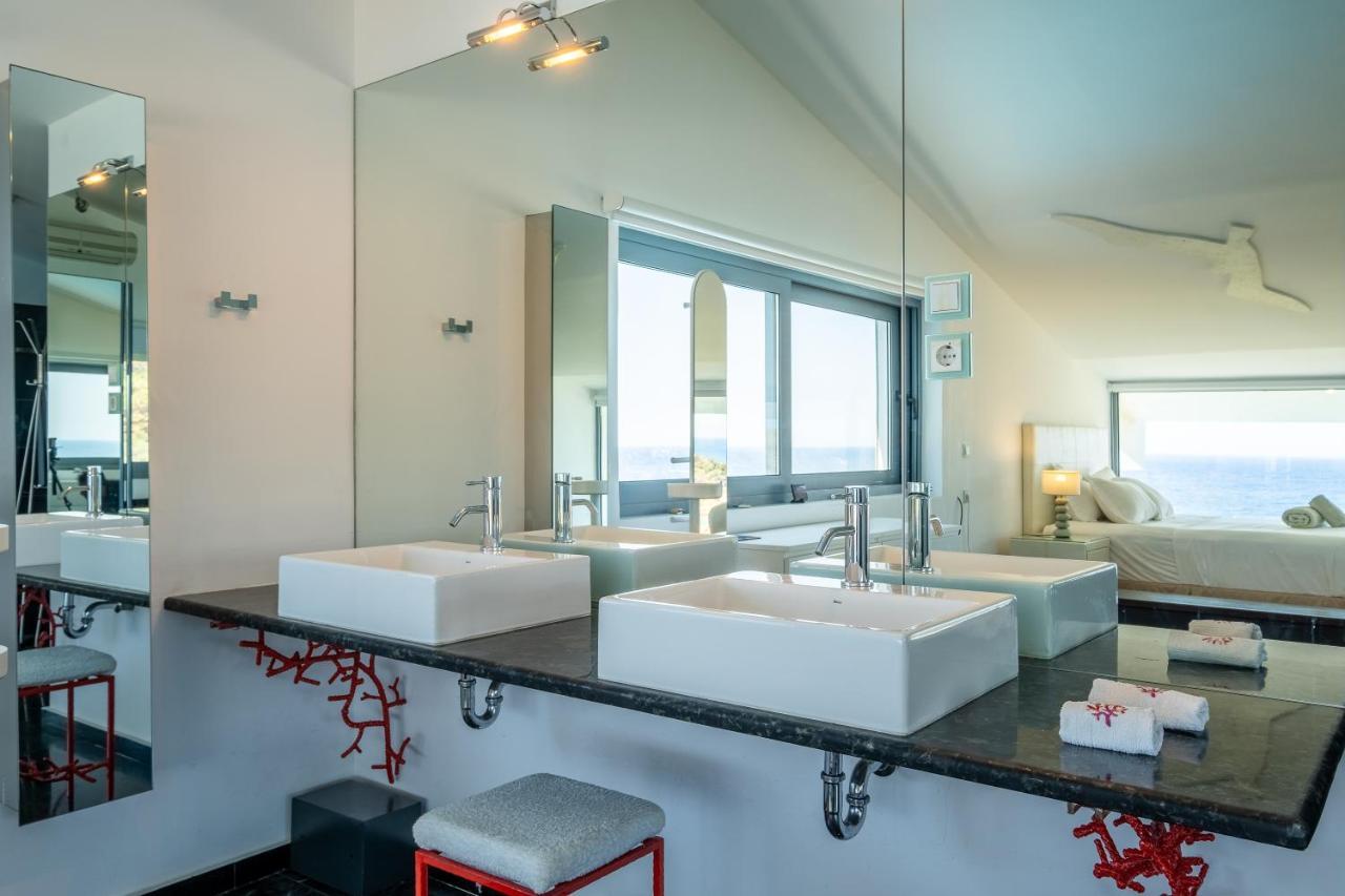 Icarus Luxury Beachfront Villa Gialiskari  外观 照片