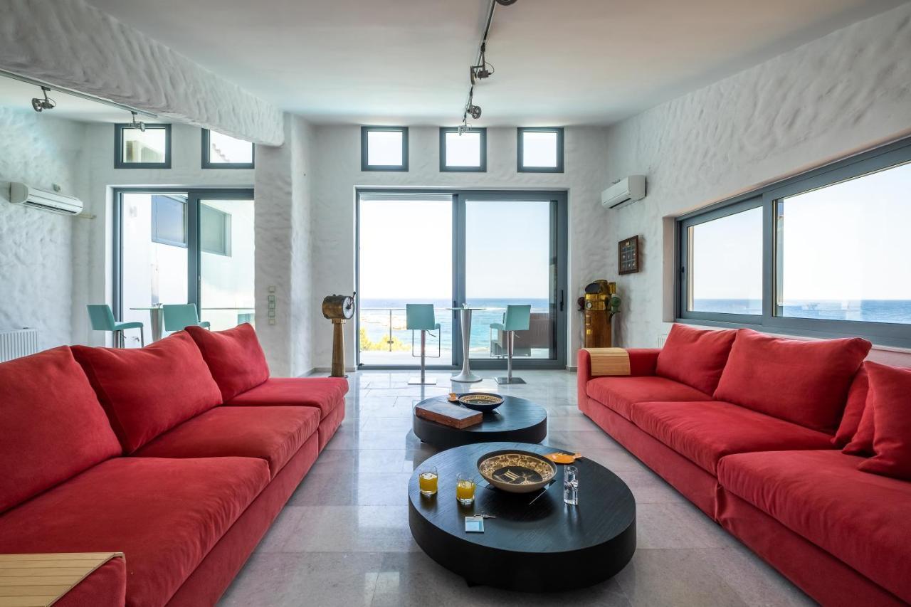 Icarus Luxury Beachfront Villa Gialiskari  外观 照片